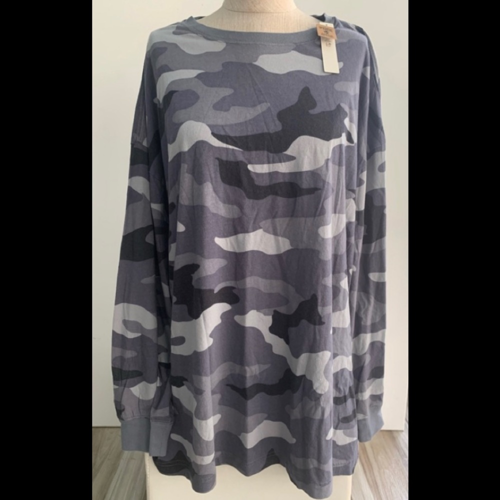 Pink Victoria’s Secret T Shirt lounge Long Sleeve camo NWT baggy 1 size fits all